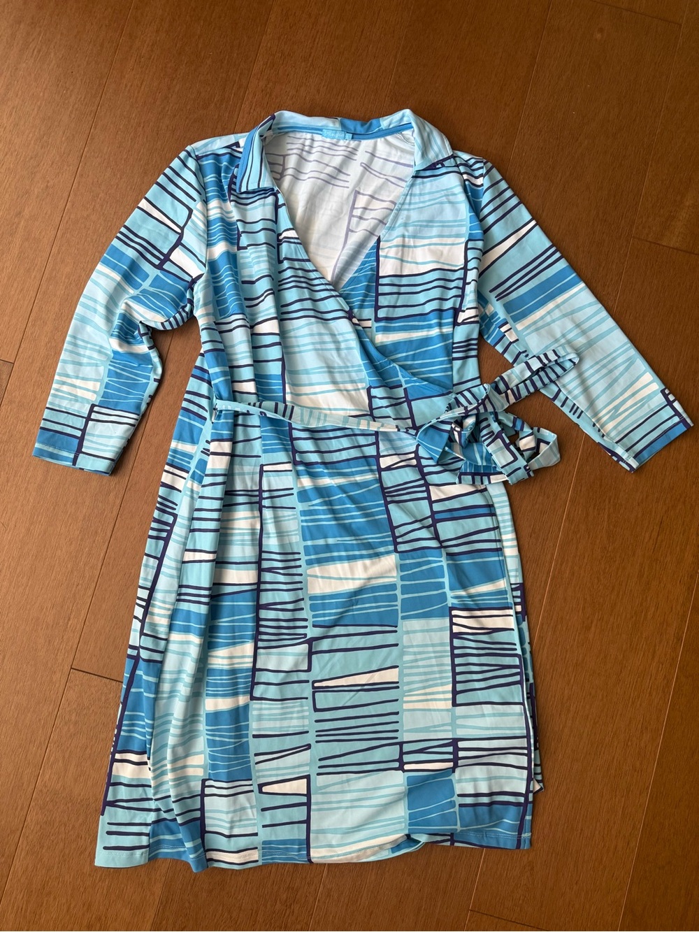 J. McLaughlin Blue & White Wrap Dress size Large